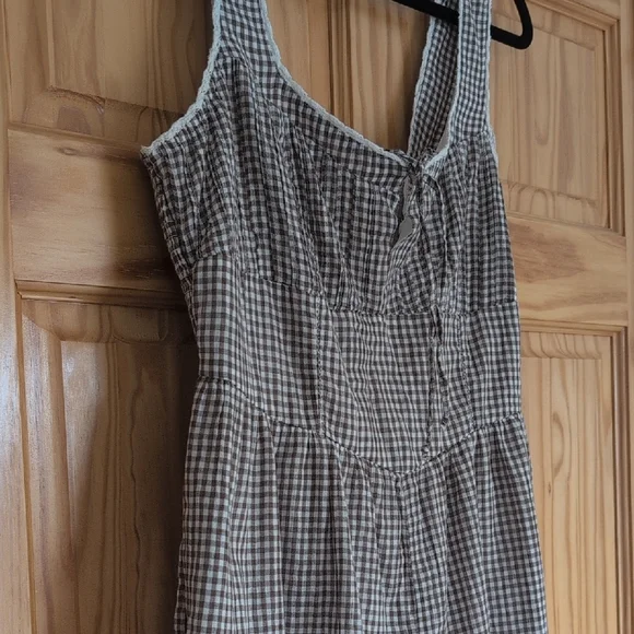 Checkered Romper - Picture 13 of 13